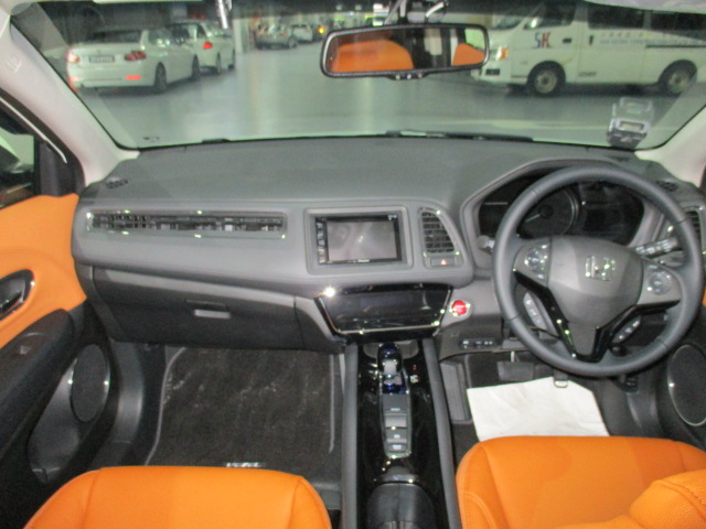 Honda Vezel Hybrid 1.5X-image