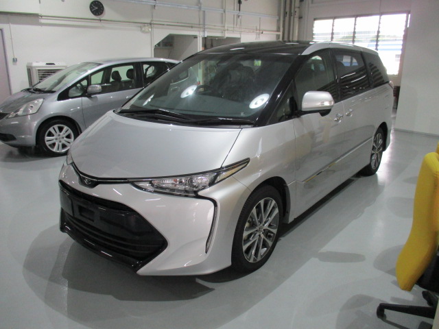 Toyota Estima 2.4 Aeras Premium 7 Seater-image