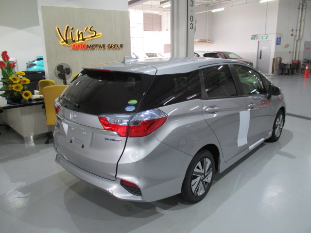 Honda Shuttle Hybrid 1.5-image