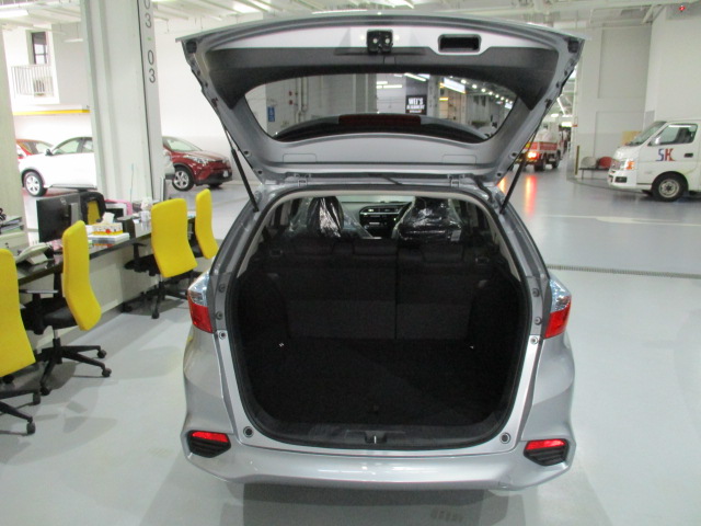 Honda Shuttle Hybrid 1.5-image