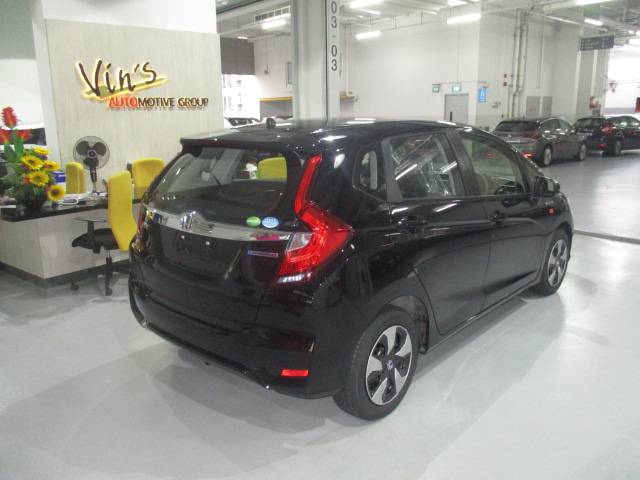 Honda Fit Hybrid 1.5-image