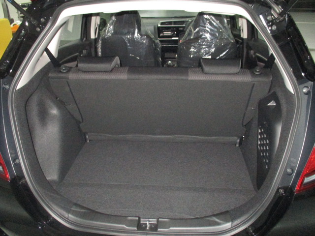 Honda Fit Hybrid 1.5-image